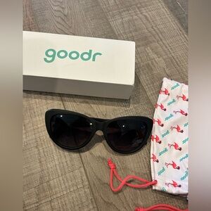 Goodr “breakfast run to Tiffany’s” sunglasses